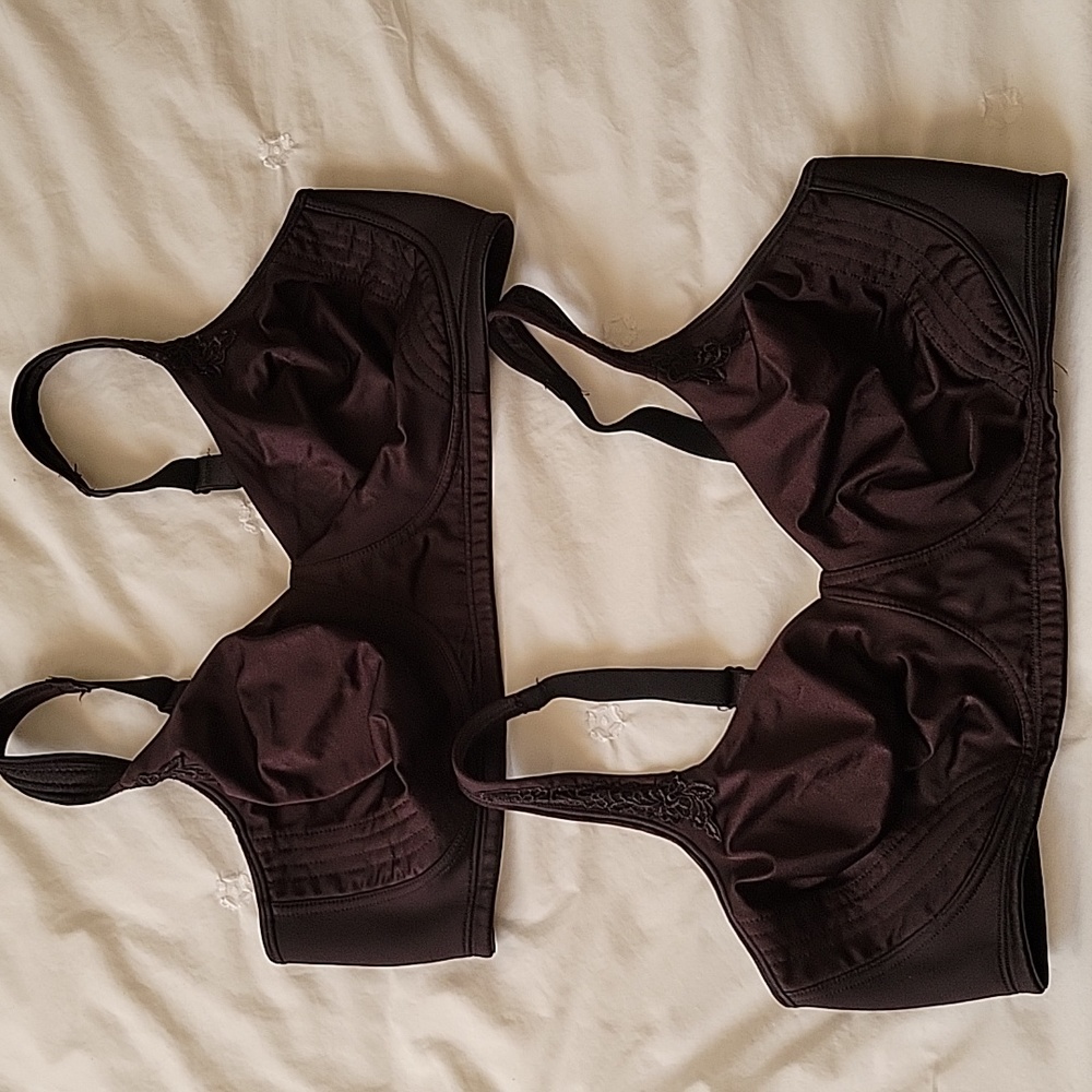 Playtex Women's 18 Hour Breathably Cool Wire-Free Bras 4E78- Size 42D